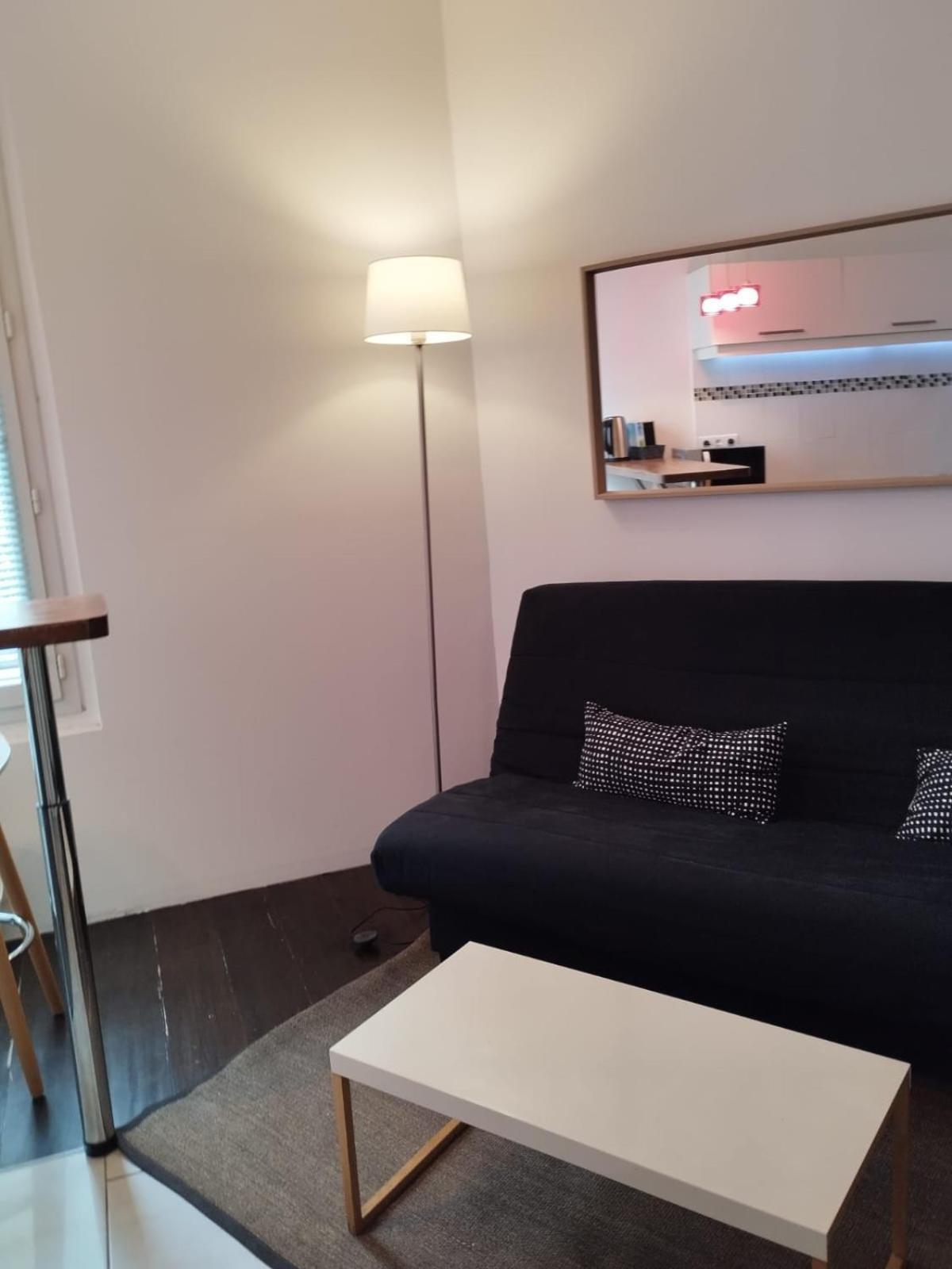 2 Pieces Quartier Bastille Paris